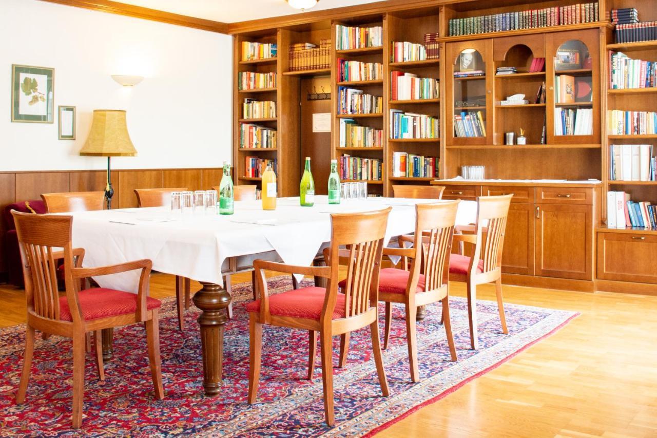 Birkenhof Gols - B & B - Wohlfuehl Hotel Mit Wochenend-Restaurant Bagian luar foto